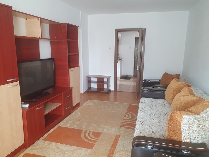 13 Septembrie, Monitor, inchiriere 2 camere semidec., 8/8,